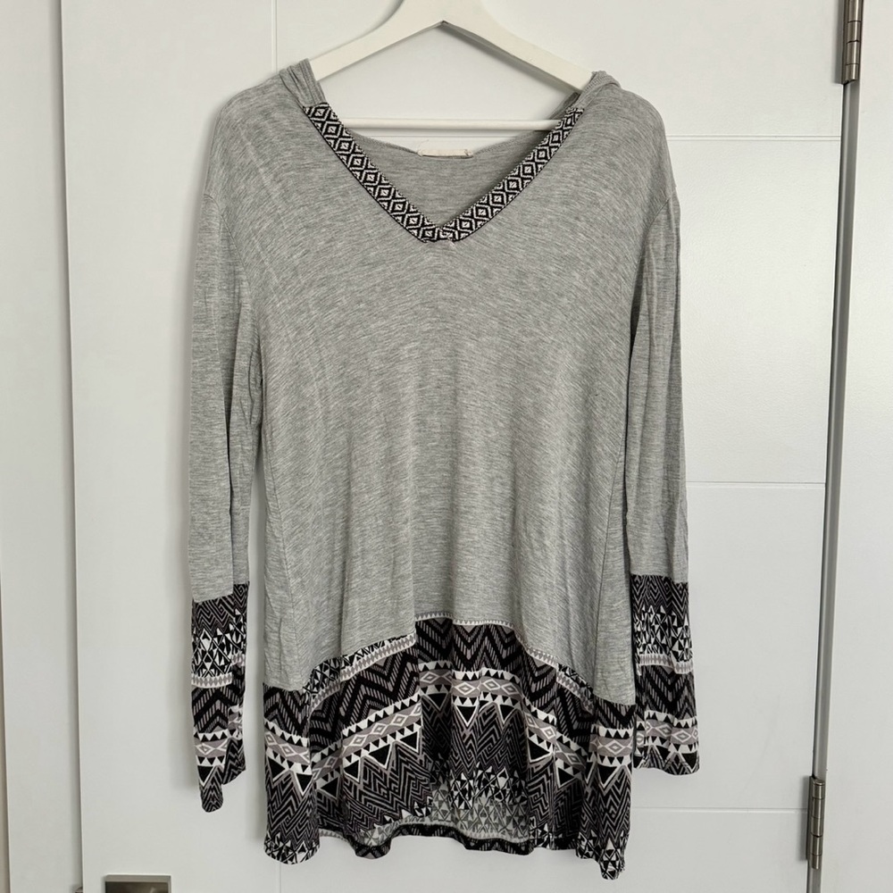 Hooded long sleeve Aztec boho shirt